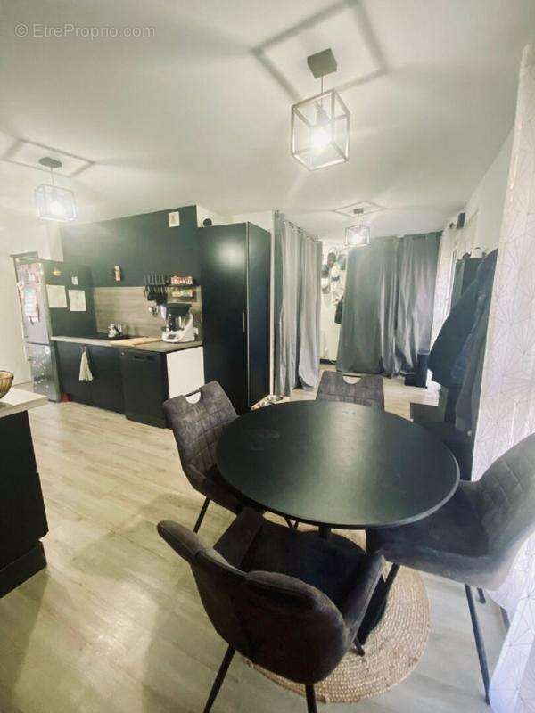 Appartement à CHAMPS-SUR-MARNE