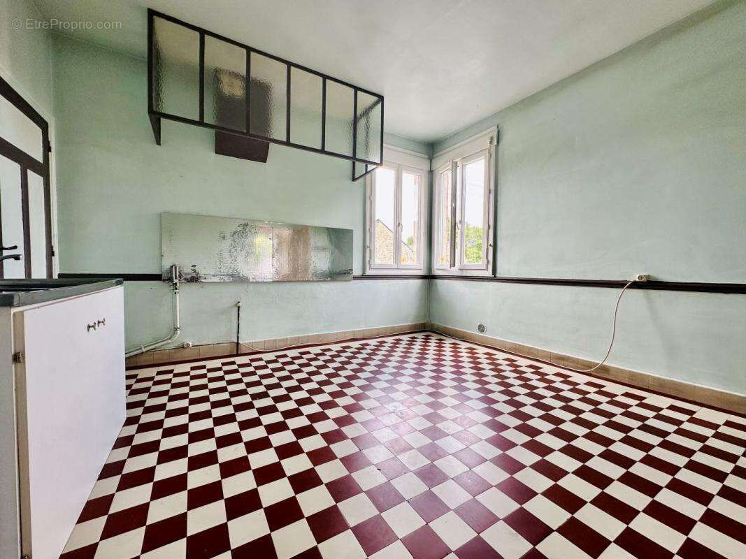 Maison à BOUSSAC