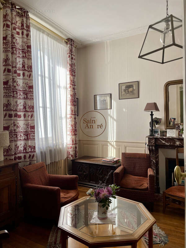Maison 183 m² à Angouleme  - photo 5