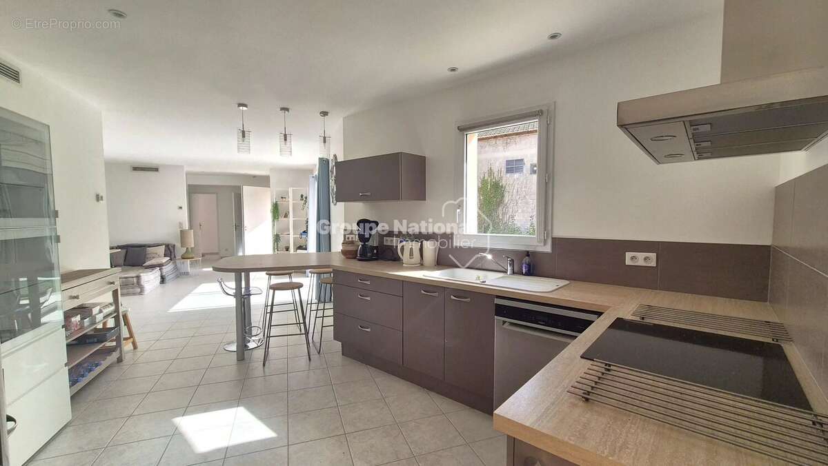 Maison à PERNES-LES-FONTAINES