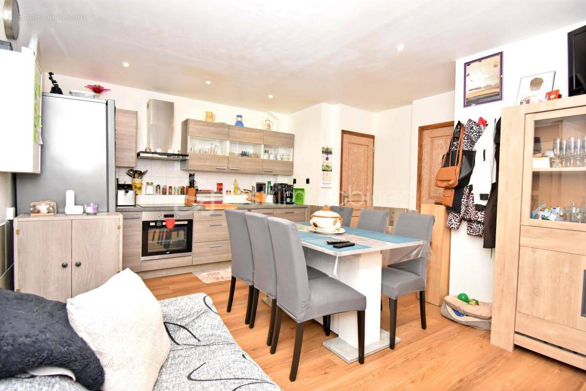 Appartement à GRETZ-ARMAINVILLIERS