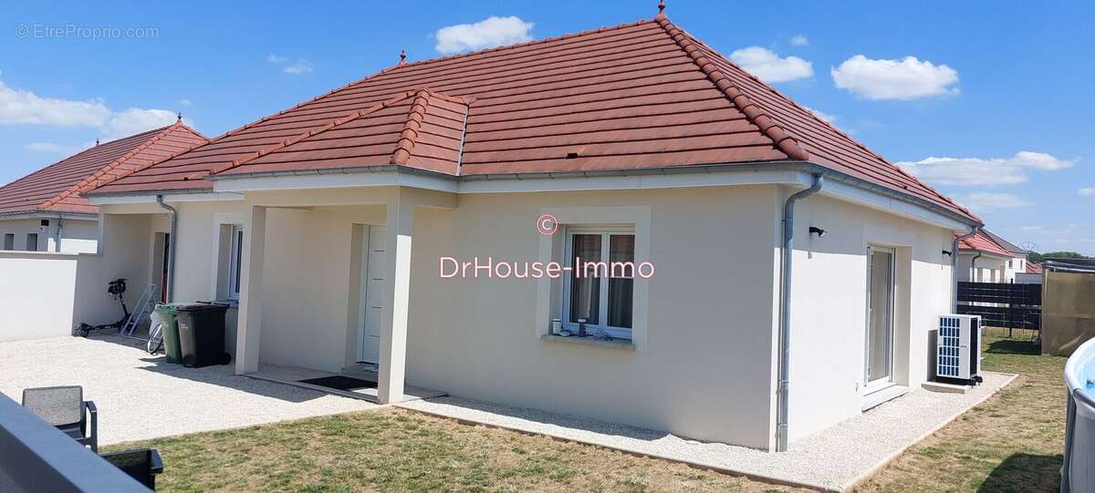 Maison 150 m² à Breviandes  - photo 2