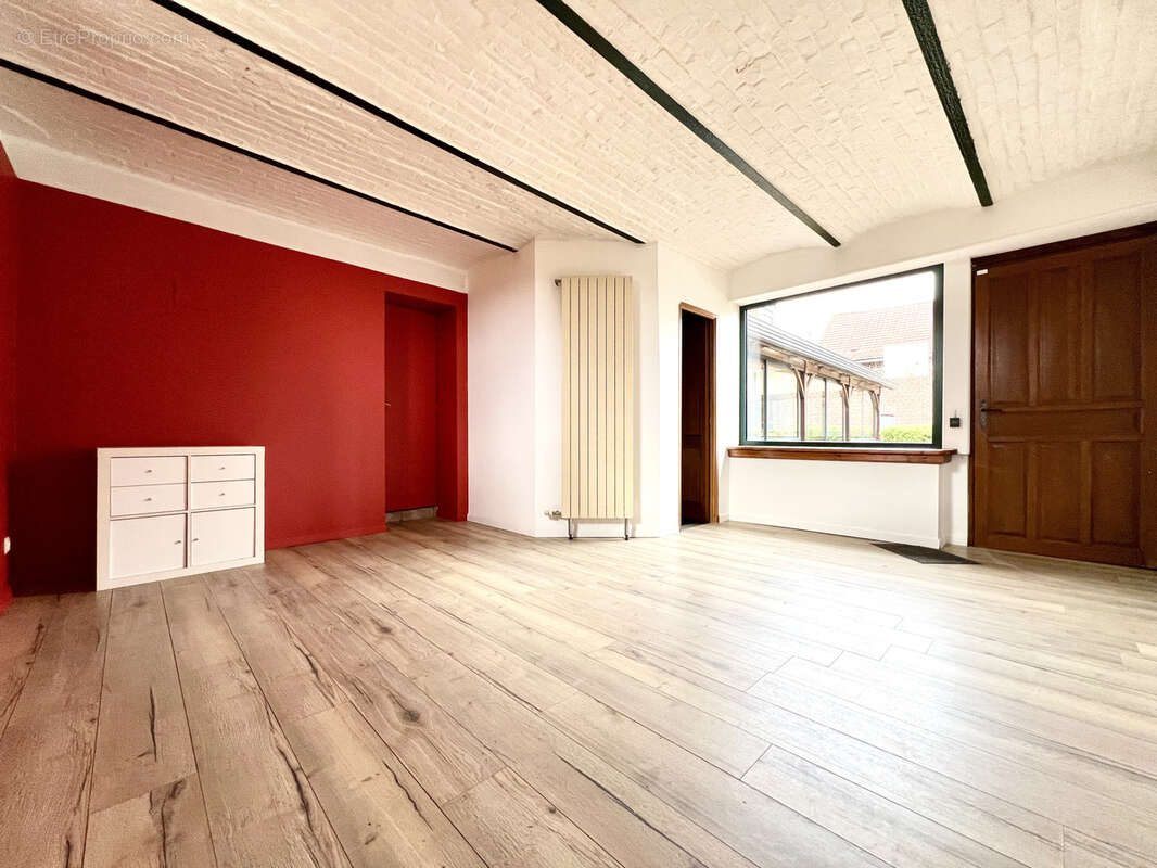 Maison à WERVICQ-SUD