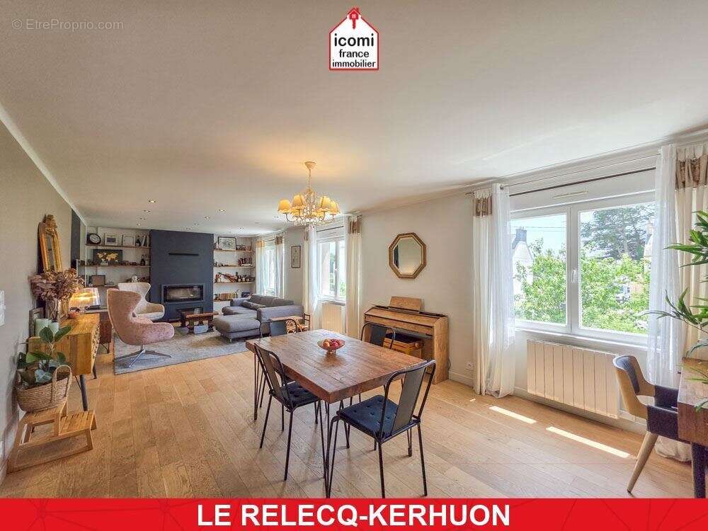 Maison à LE RELECQ-KERHUON