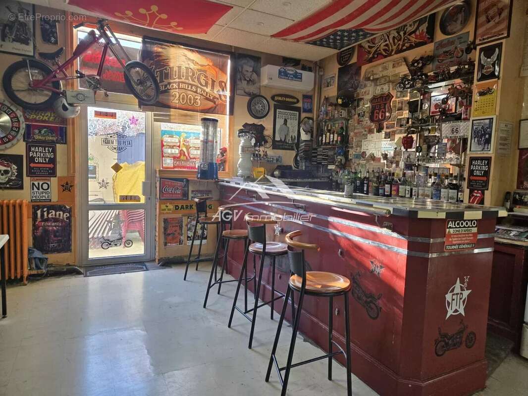 Appartement à SALINDRES