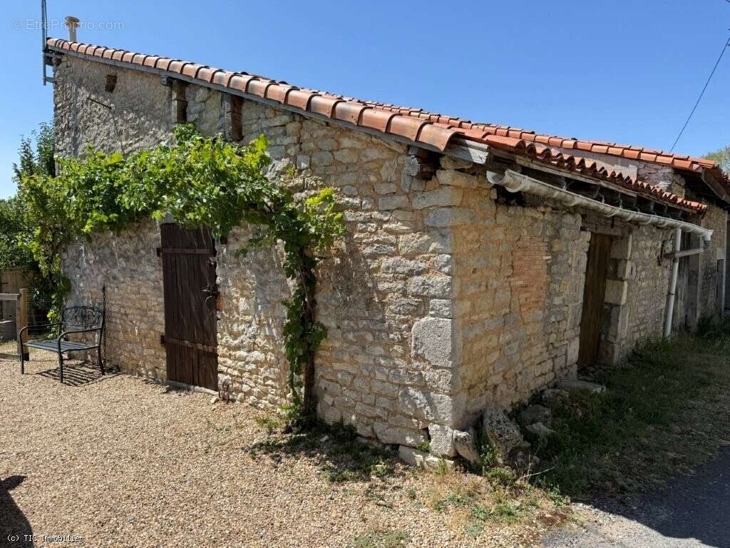 Charmante Maison de Plain Pied Avec Terrain, au Calme - photo 17