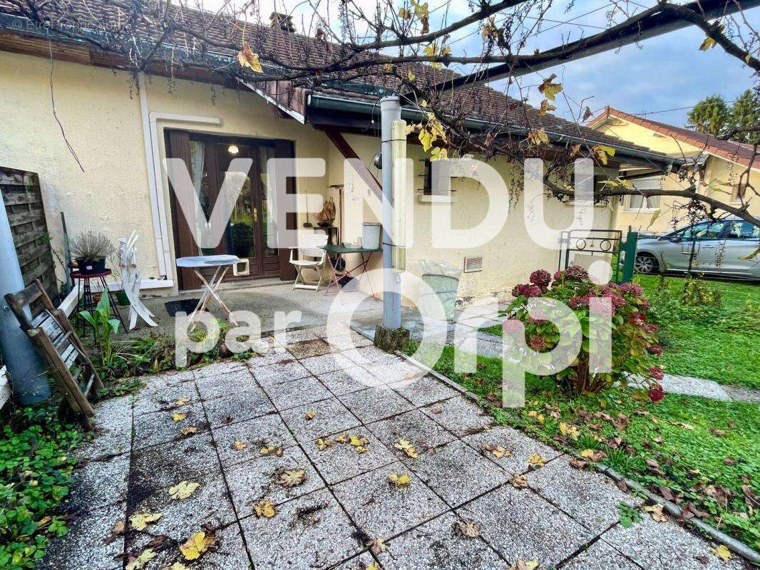 Maison à VILLARD-BONNOT