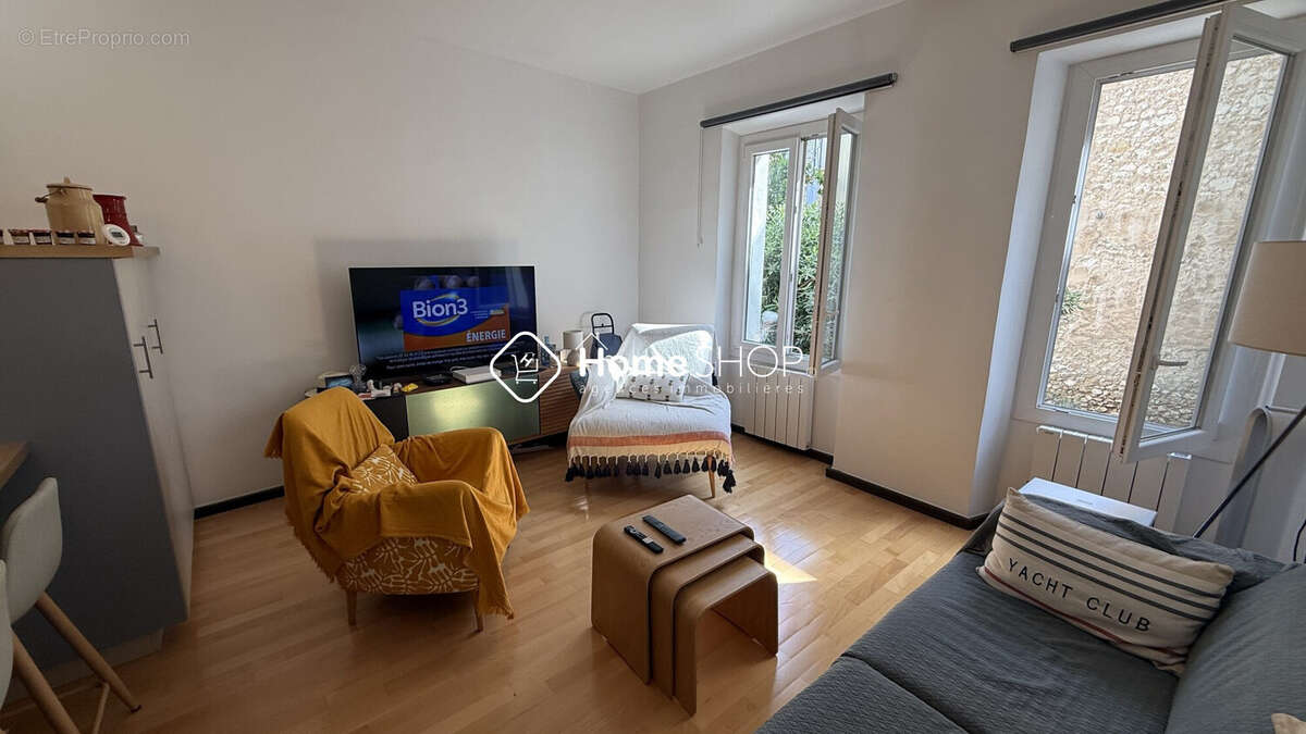 Appartement à MARSEILLE-7E