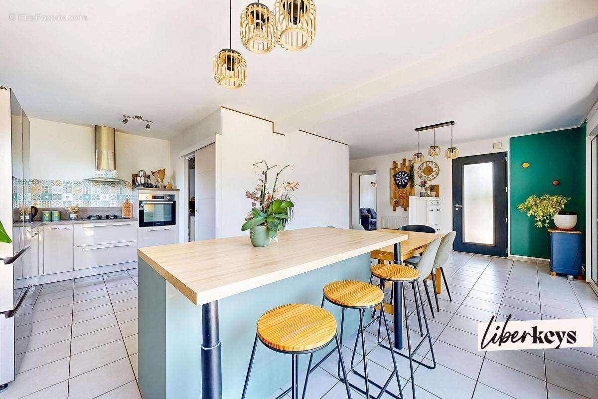 Maison - 5 pièces -97m2 - photo 4