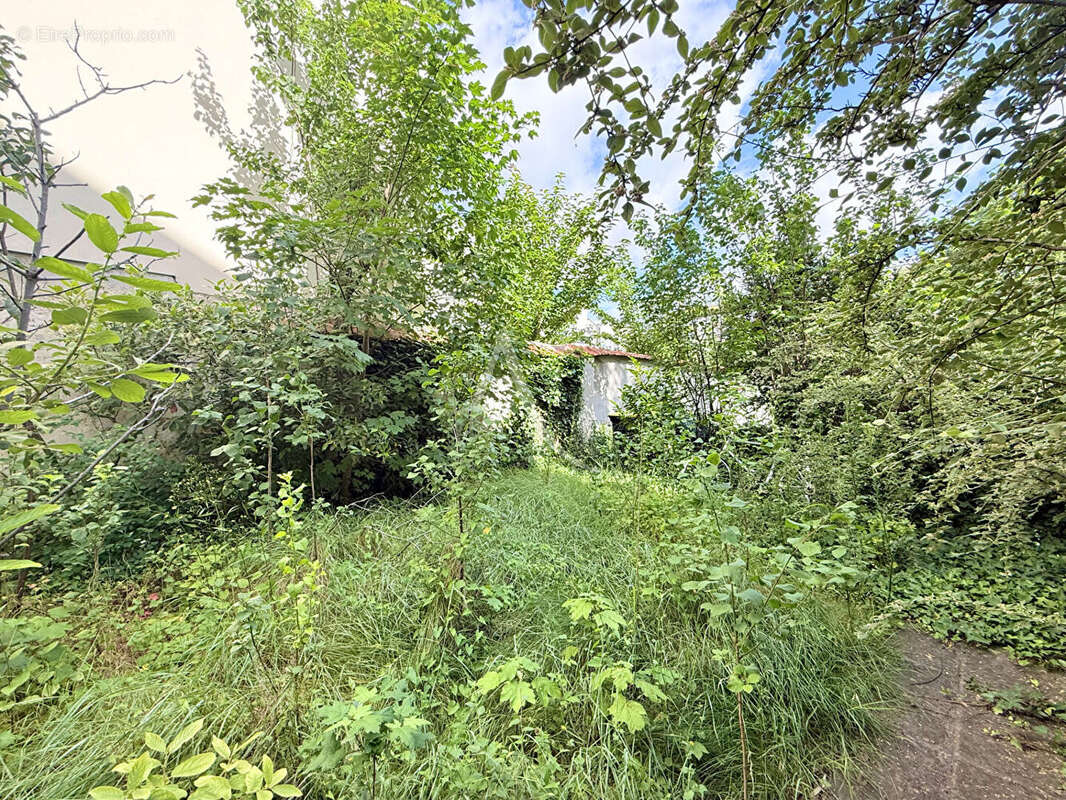 Appartement à LE PERREUX-SUR-MARNE