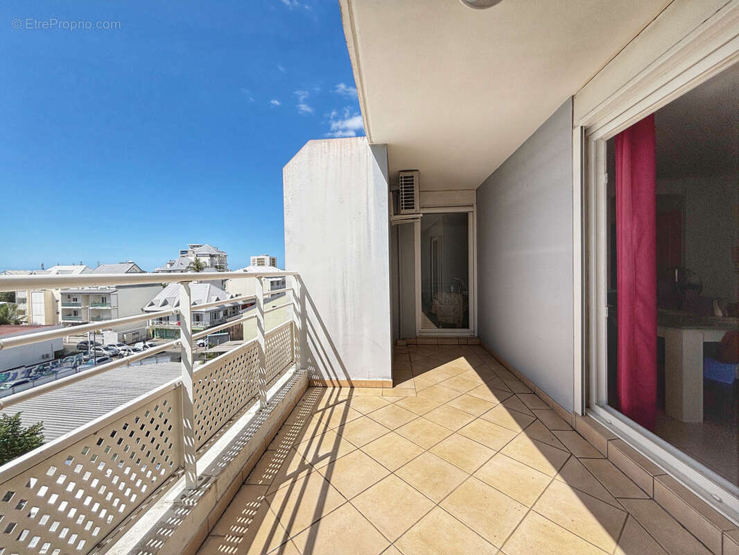 Appartement à SAINT-DENIS