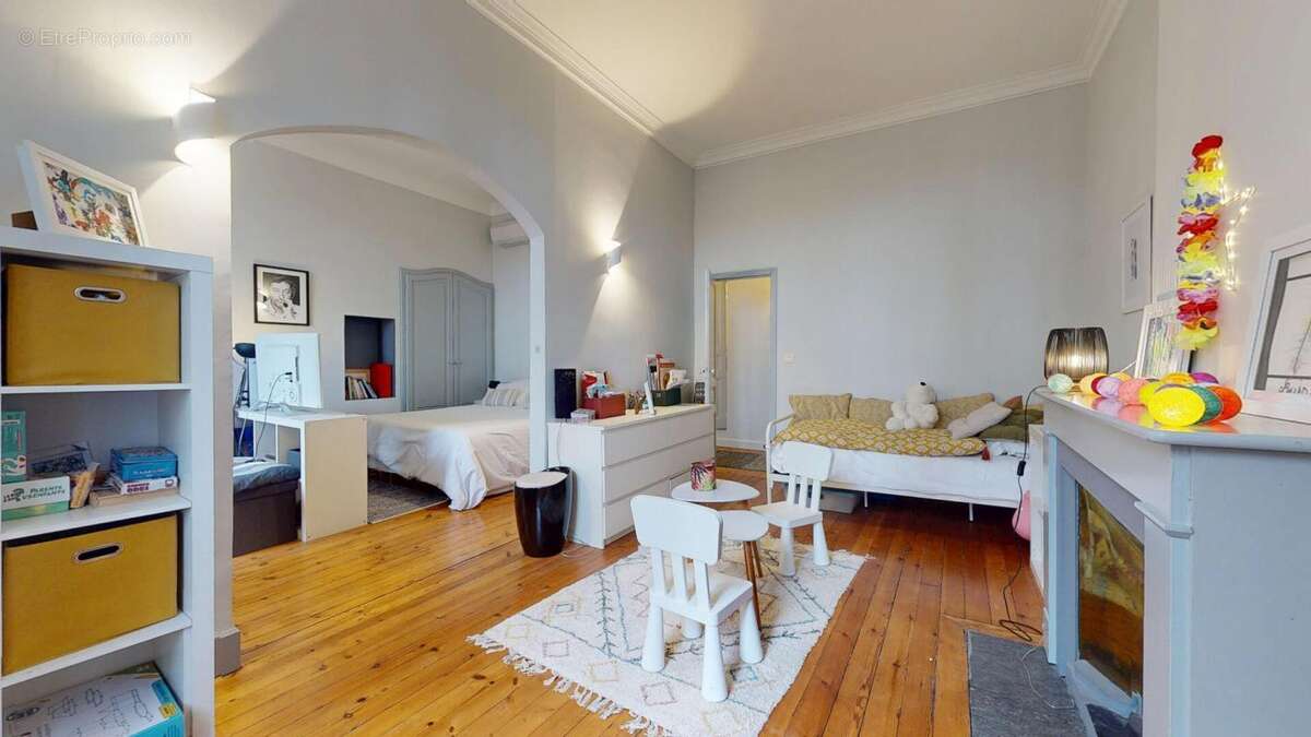 Appartement à CARCASSONNE