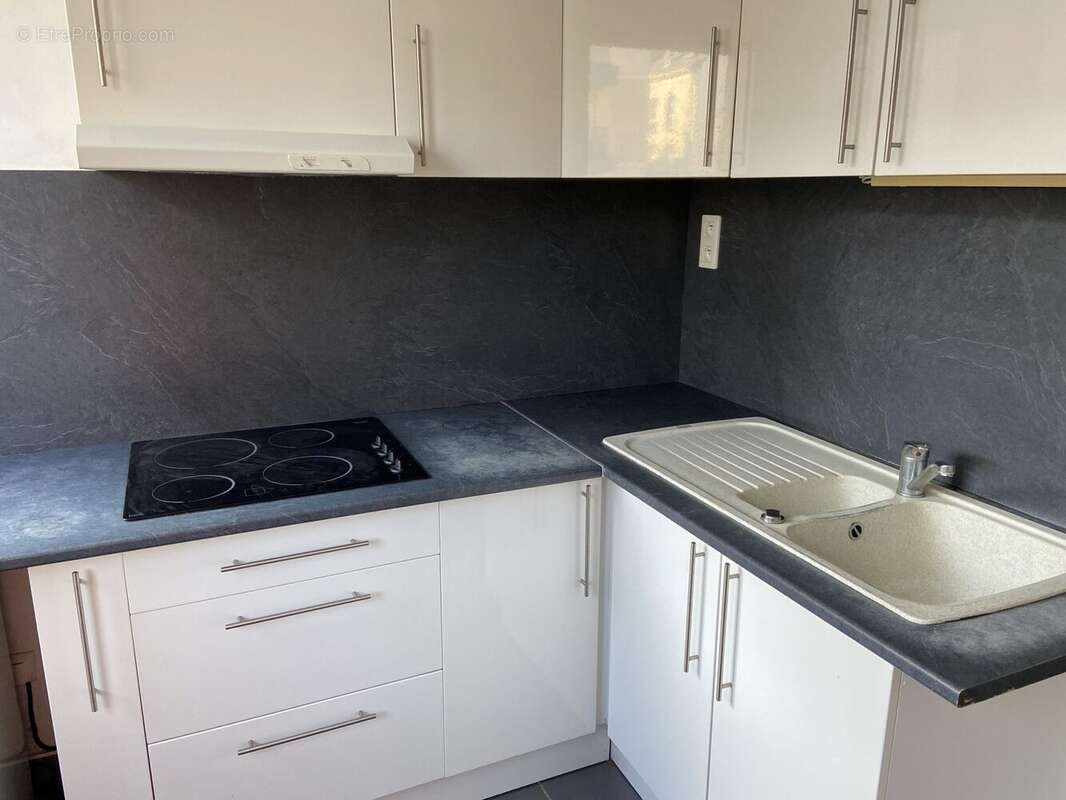 Appartement 58 m² à Angers  - photo 2