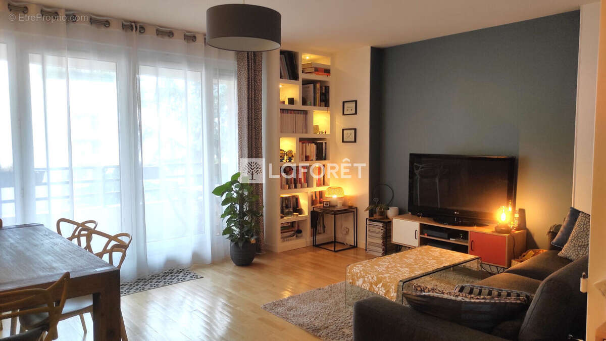 Appartement à ROSNY-SOUS-BOIS