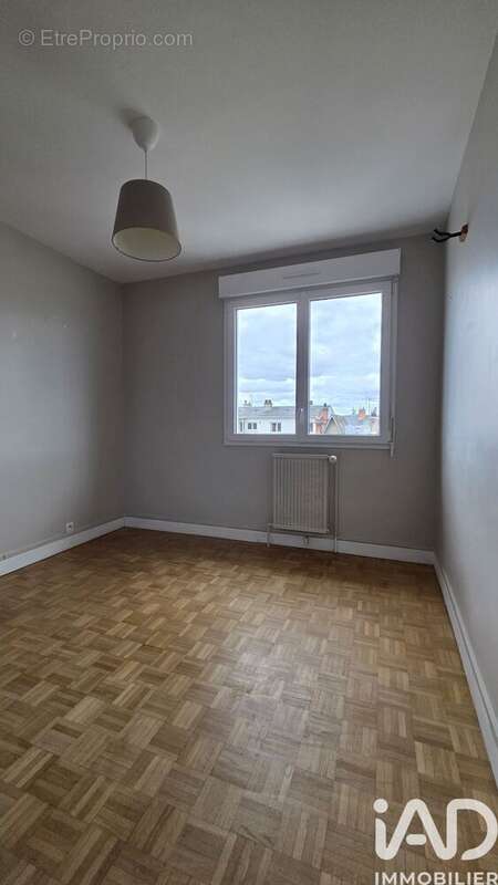 Appartement 84 m² à Tours  - photo 6