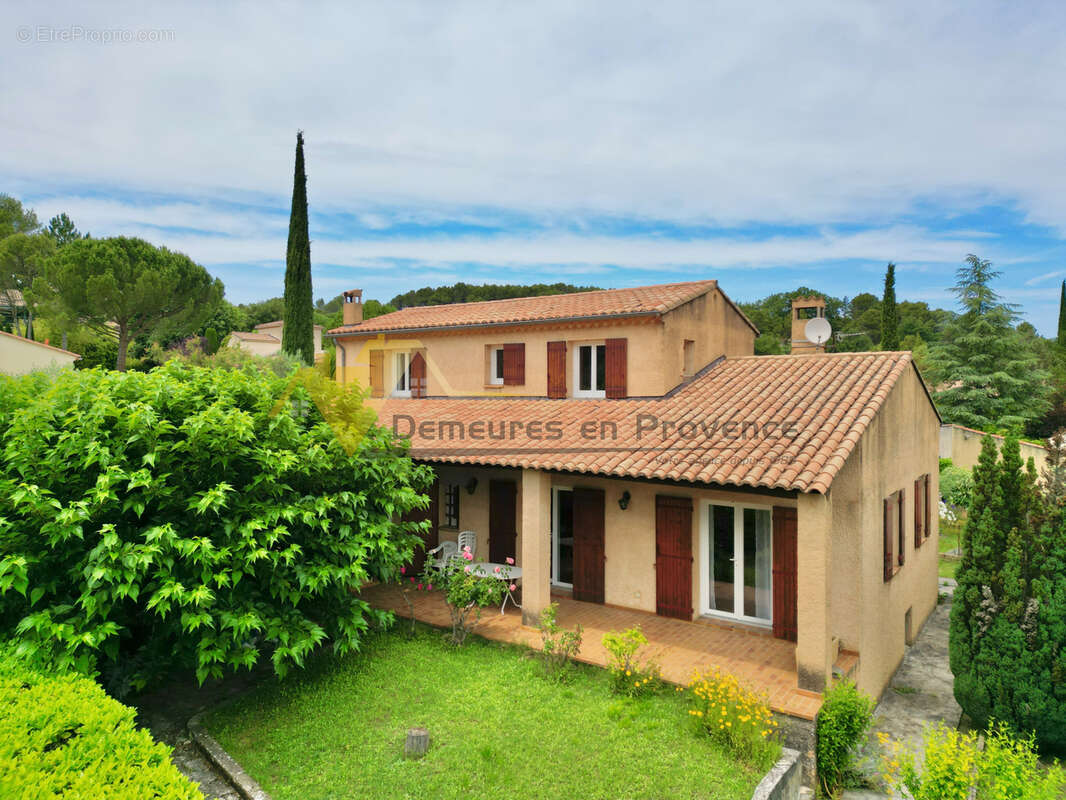 Maison à VAISON-LA-ROMAINE