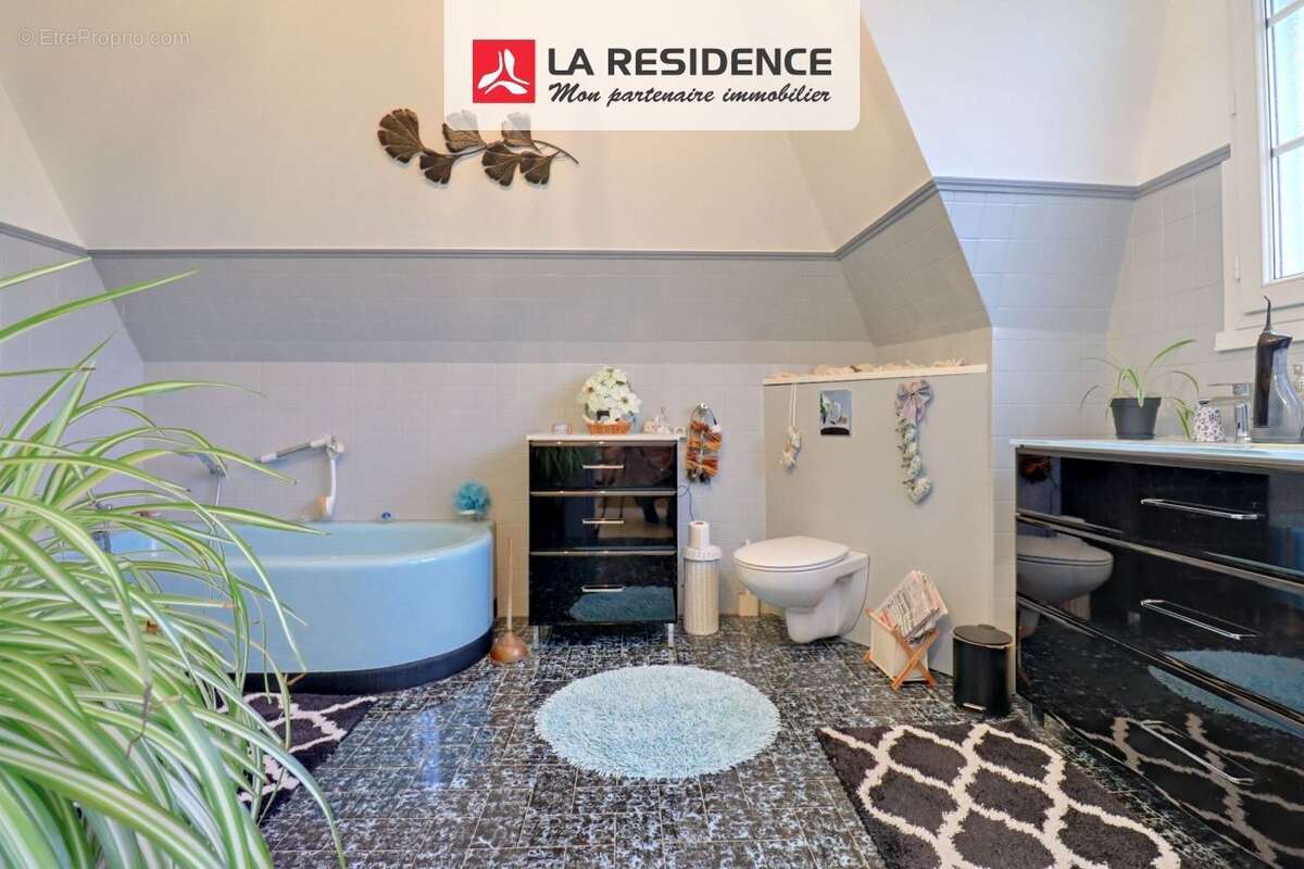 Maison à VILLIERS-ADAM