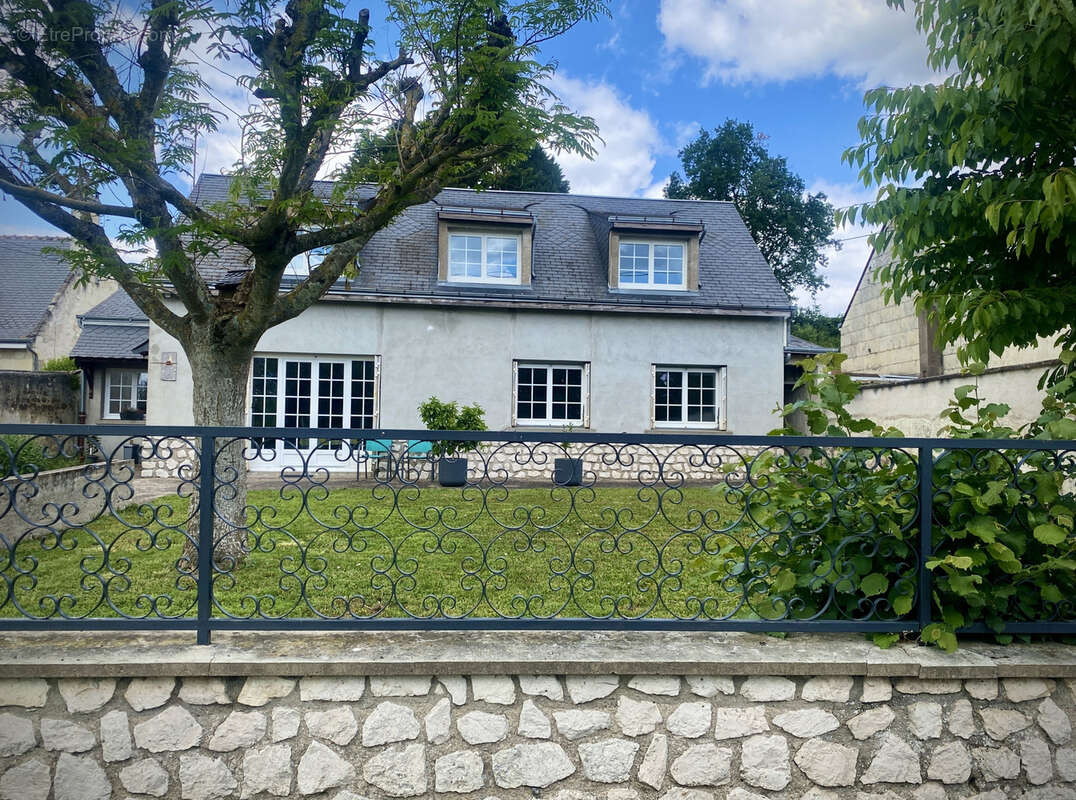 Maison à SAINT-NICOLAS-DE-BOURGUEIL