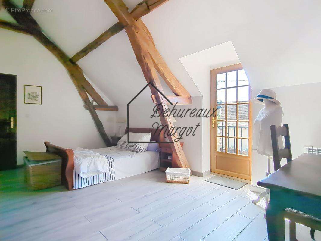 Maison à MAZIERES-DE-TOURAINE