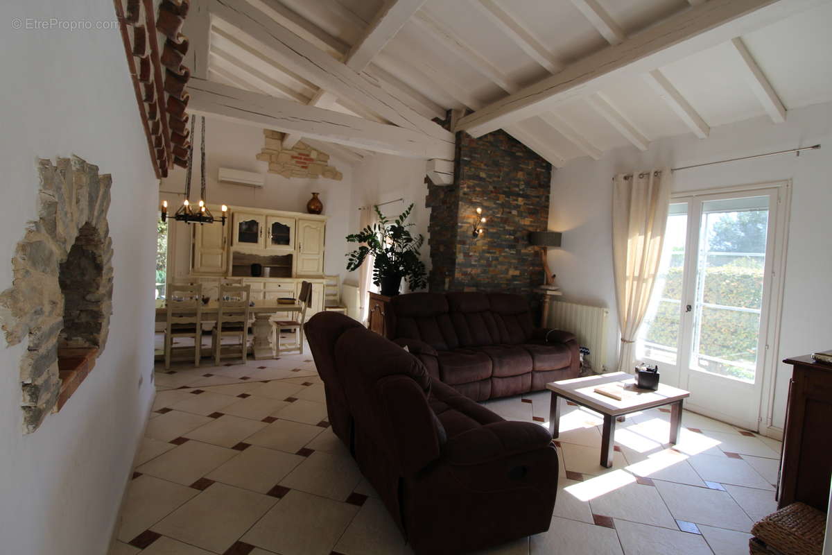 Maison à LEZIGNAN-CORBIERES