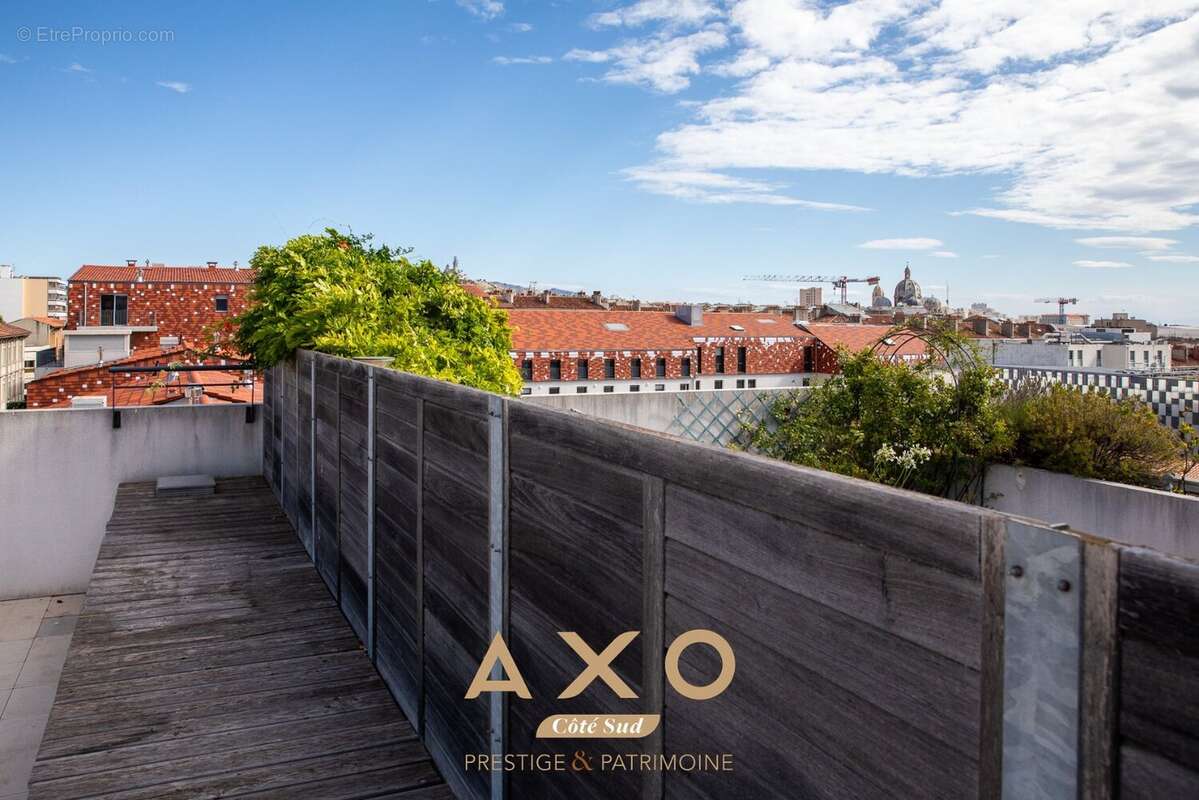 Appartement à MARSEILLE-3E