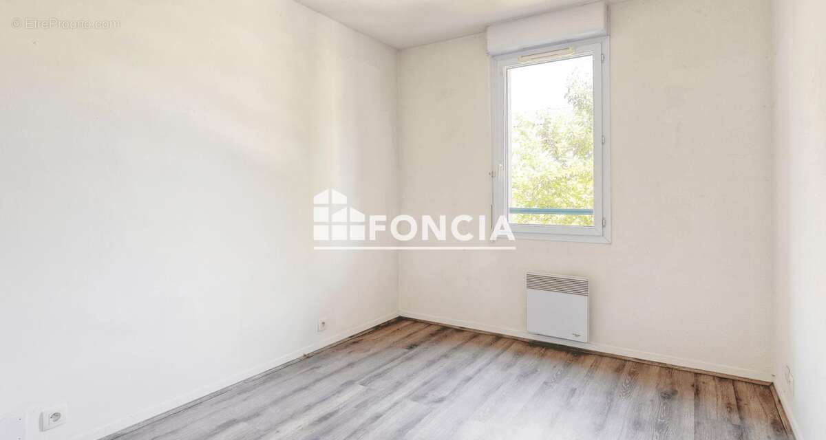 Appartement à CASTELGINEST
