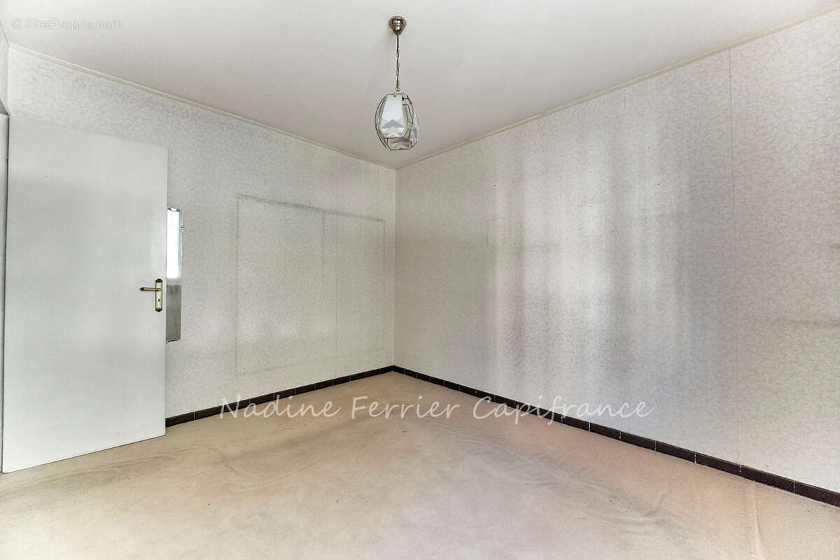 AIX-EN-PROVENCE – PIGONNET – Grand Appartement de 97 m² – 3 chambres - photo 13