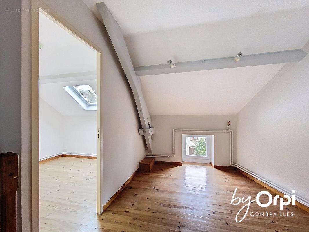 Maison à SAINT-ELOY-LES-MINES