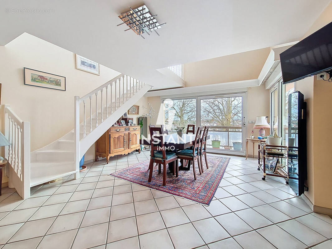 Appartement à LE MEE-SUR-SEINE