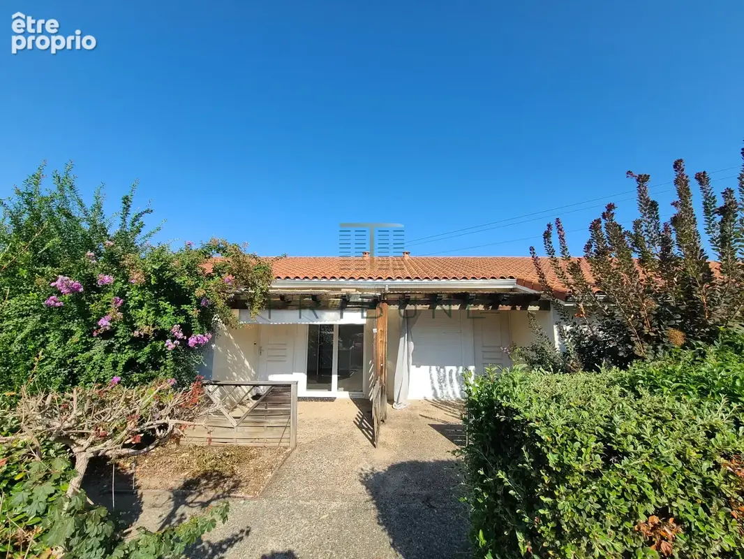 Appartement à LE PASSAGE