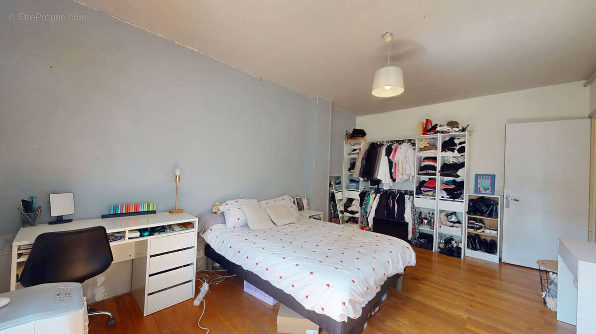 Appartement 3 pièces de 82 m2 avec 2 balcons - Vallier / Libération - Grenoble - photo 9