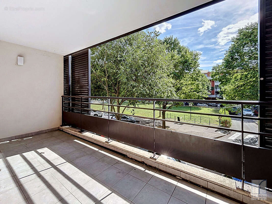 P3 66,42 m² avec terrasse et garage - photo 2