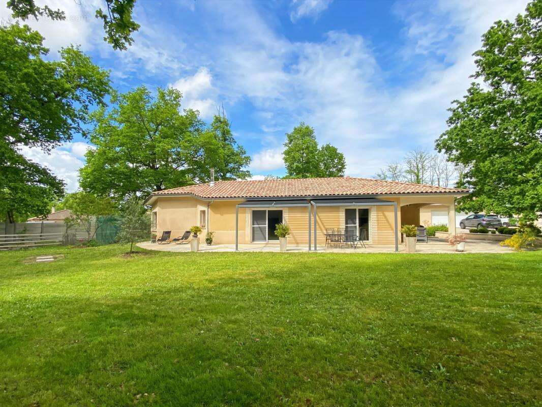 Maison à SAINT-DENIS-DE-PILE