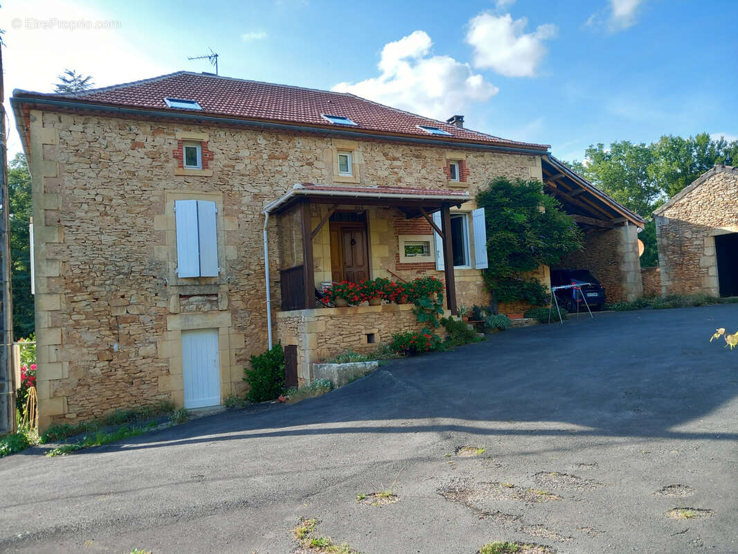 Maison à SAUVETERRE-LA-LEMANCE