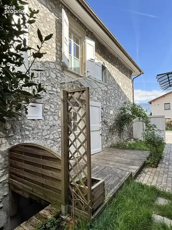 Maison 128 m² à Montbonnot-Saint-Martin  - photo 2