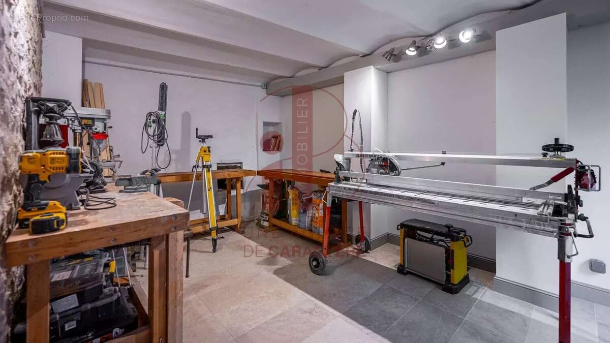 Maison à FONTAINEBLEAU