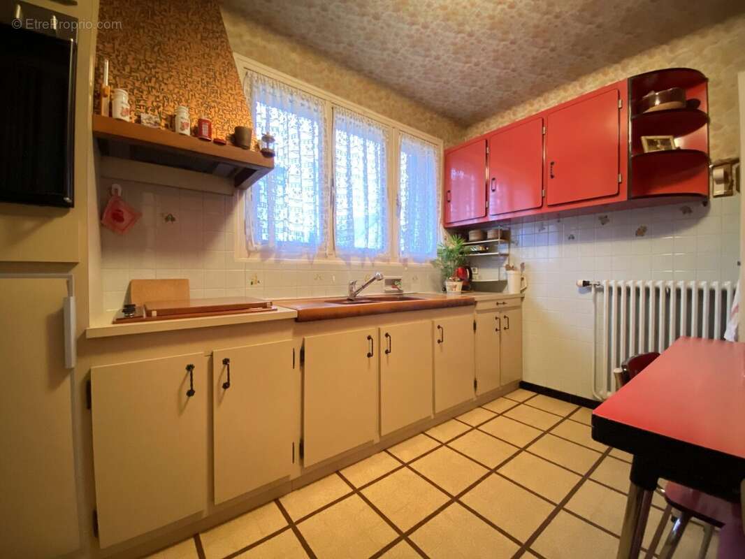 Maison à VIRY-CHATILLON