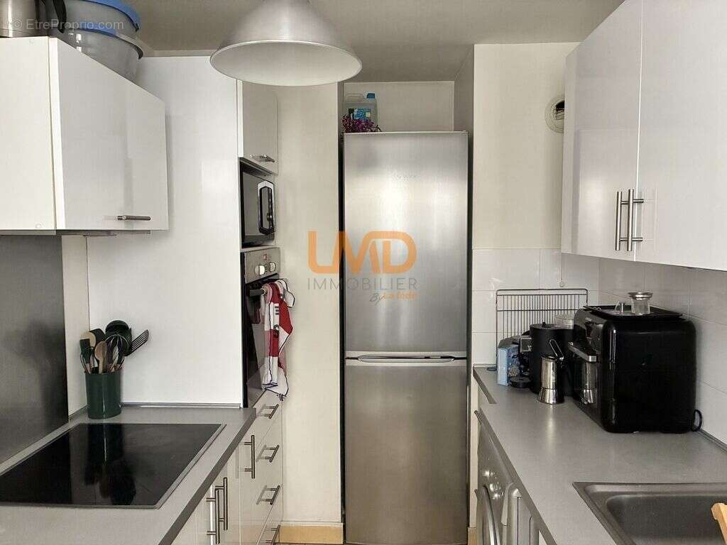 Appartement à PARIS-3E