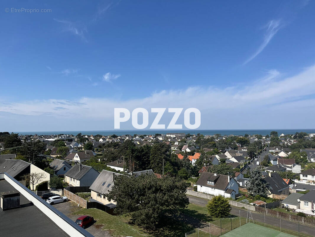 Appartement à JULLOUVILLE