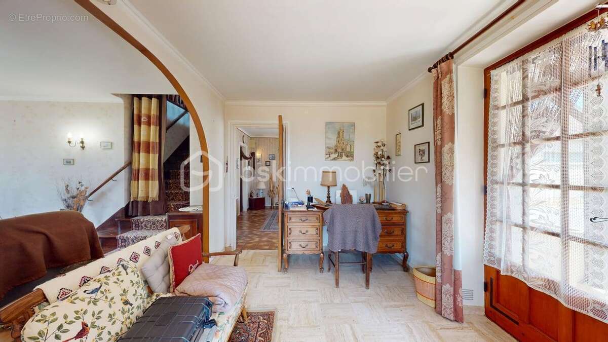 Maison avec nombreuses dependances - photo 6