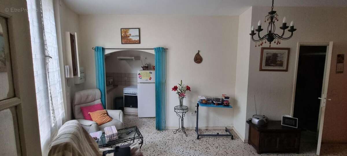 Maison à ALIGNAN-DU-VENT