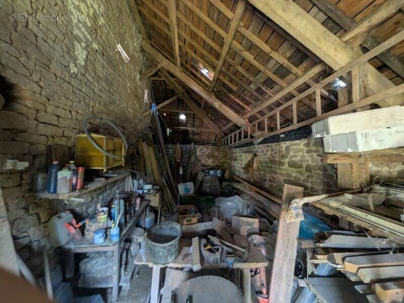 Locmalo en campagne jolie maison en pierre sous ardoise a renover de 3 pieces 90m² environ parcelle de 2569m² environ - photo 12