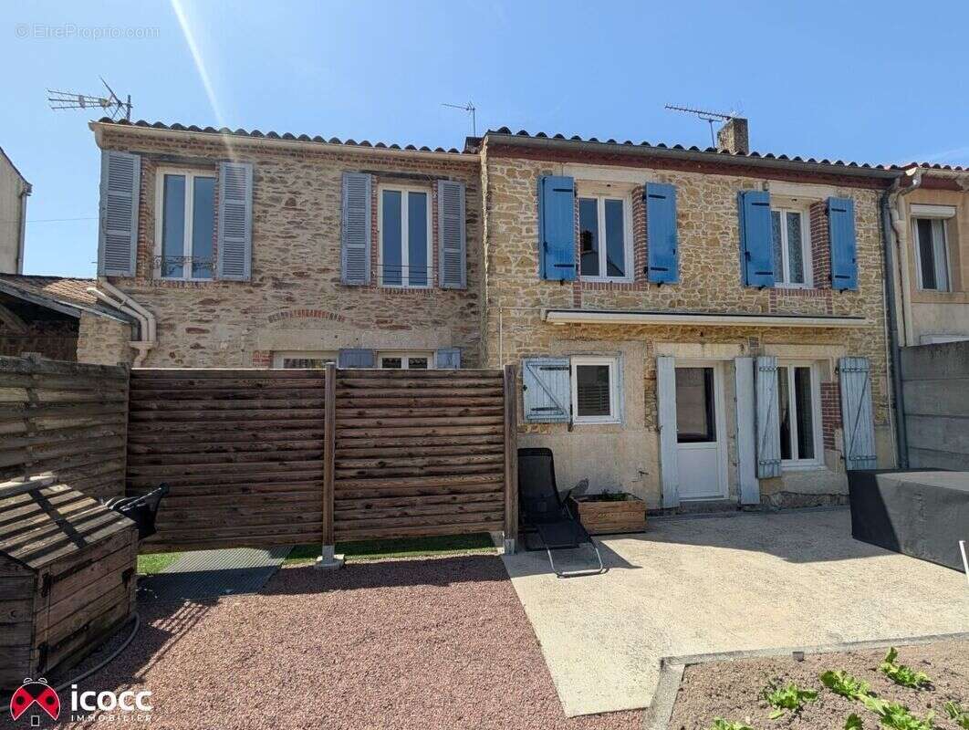 Maison à MAREUIL-SUR-LAY-DISSAIS