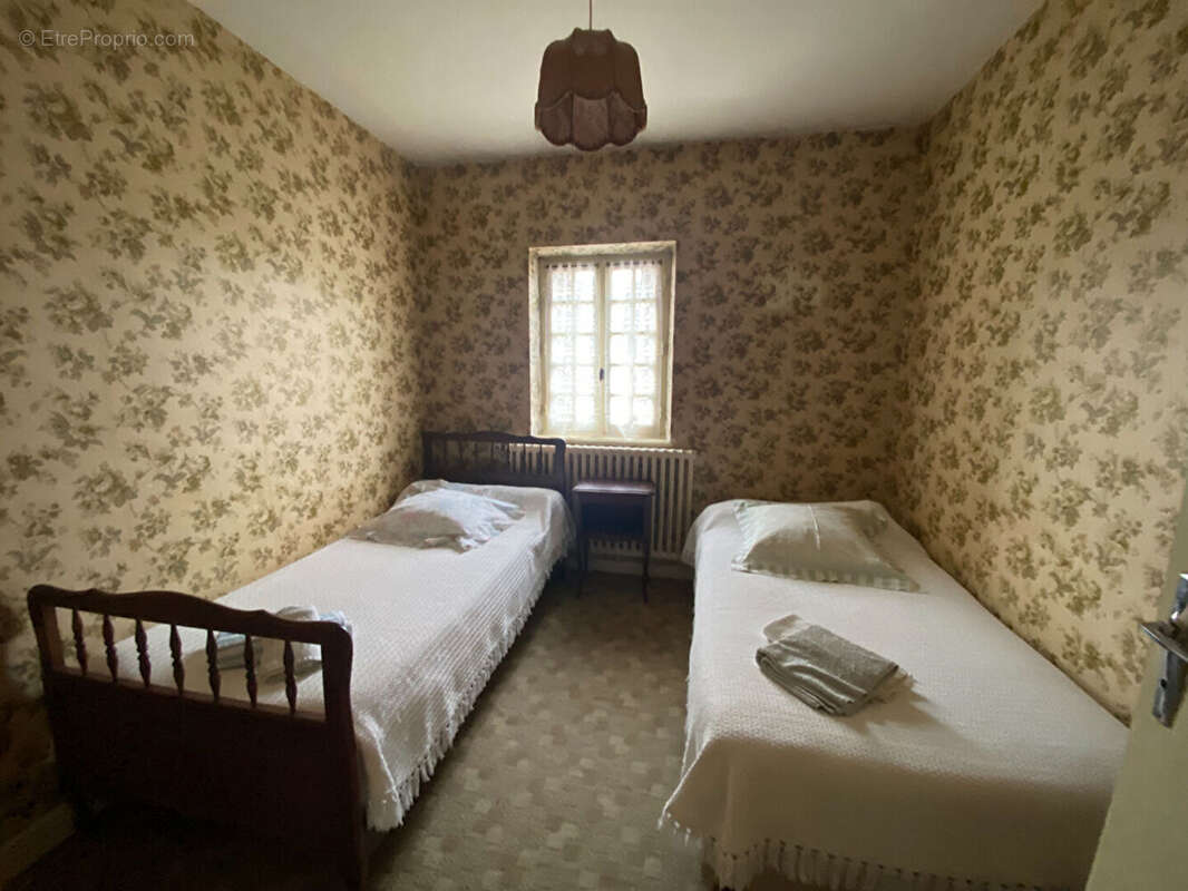 Maison à PLOUNEOUR-MENEZ