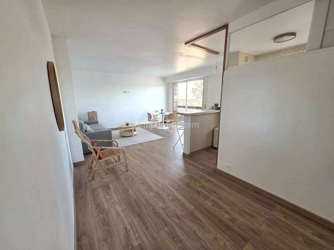 Appartement à FREJUS