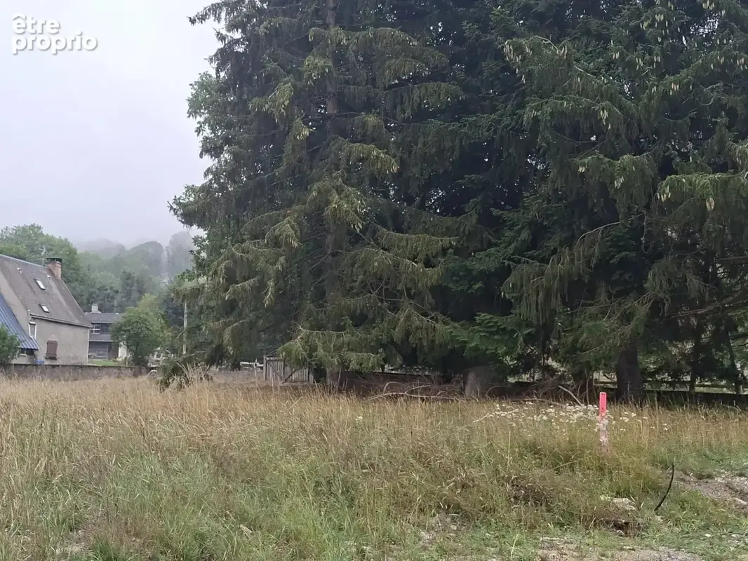 REF.1307 Terrain constructible dans la vallée de Campan d'une surface de 1854 m² - photo 7