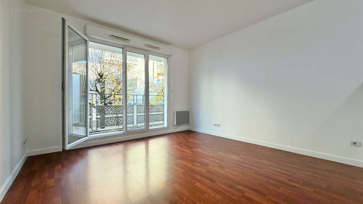 Appartement à CORBEIL-ESSONNES