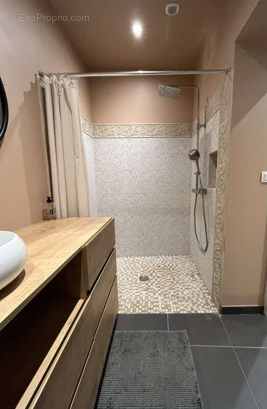 Appartement à LA MADELEINE