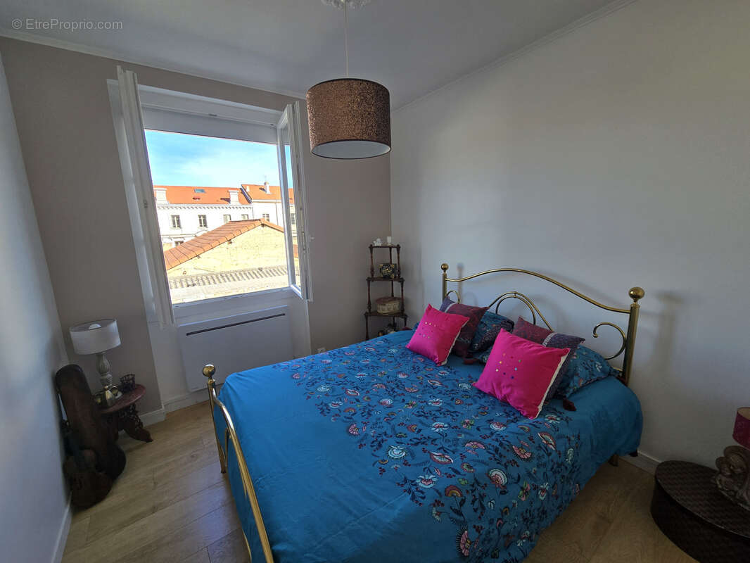Appartement à ROMANS-SUR-ISERE