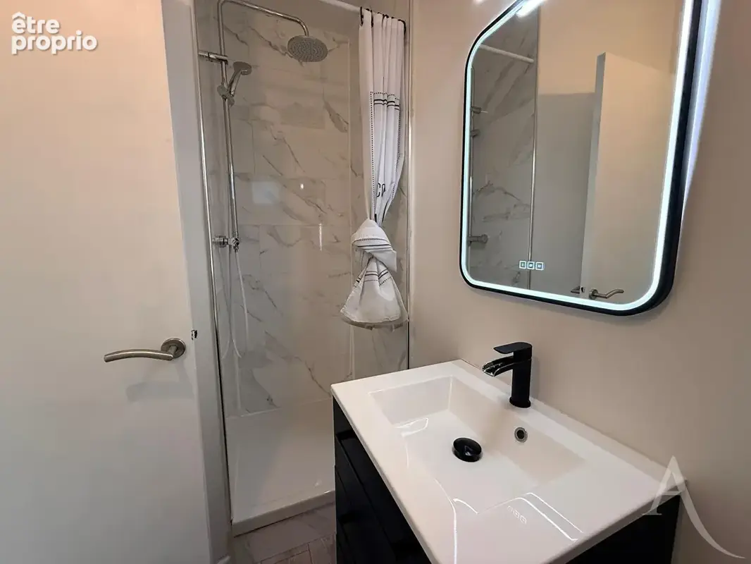 Studio de 29,27 m² - Commerces et bus au pied de la résidence - photo 6